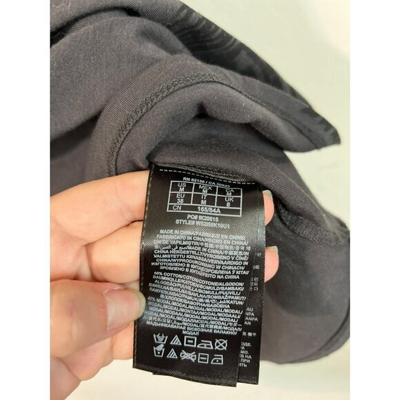 Guess Sz M Black Tee Shirt with Crystal Embellishments Cap Sleeve - Picture 4 of 7